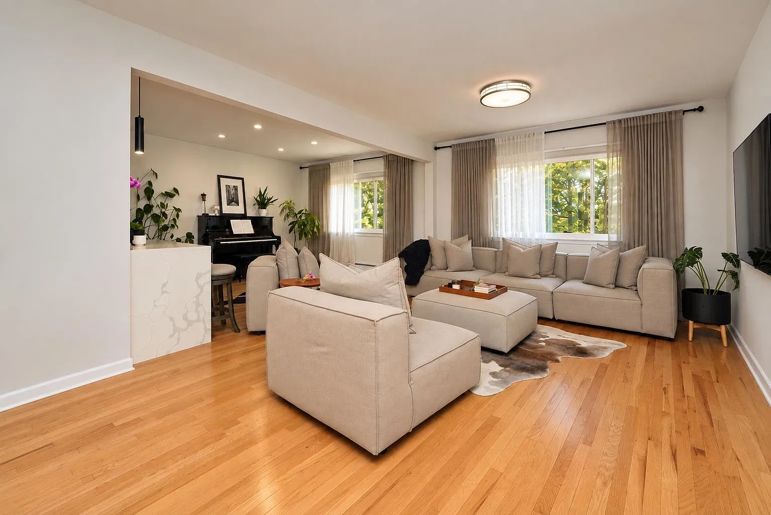 3 bed, 2.0 bath, $4,500 — Photo 4