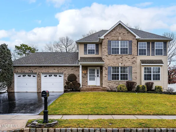 10 Nancy Street, Howell, NJ 07731