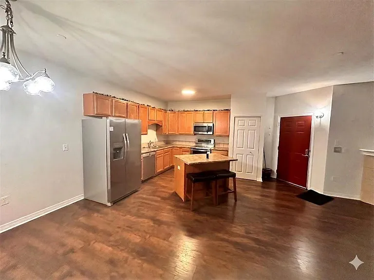 7292 S Blackhawk St #2105 — Photo 4
