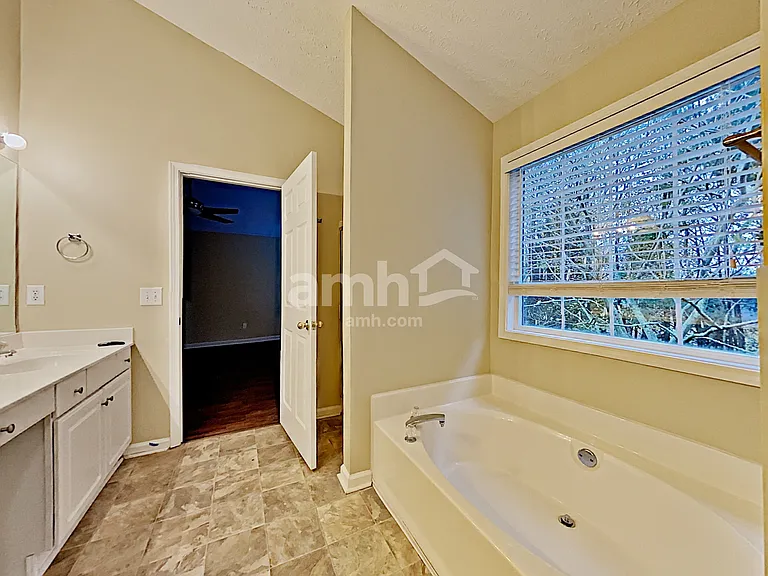 3151 Serenade Ct — Photo 13