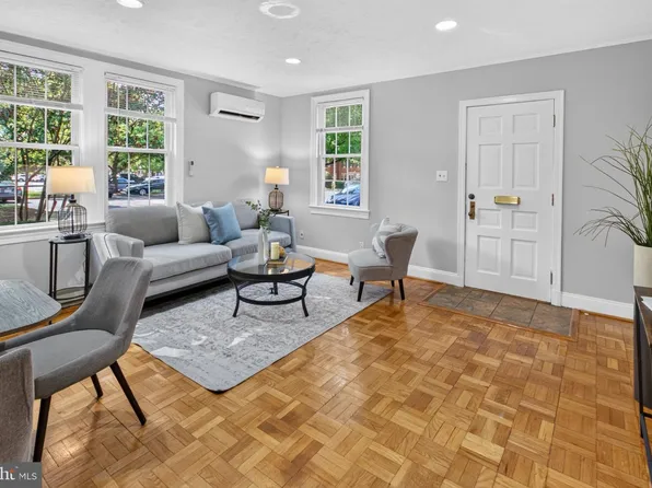 2600 16th St S APT 714, Arlington, VA 22204