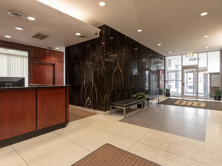 4100 N. Marine Dr. — Photo 6