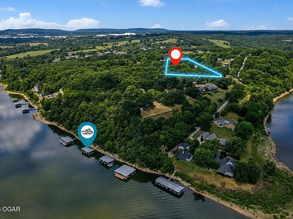3rd image of 18317 Collins Rd
