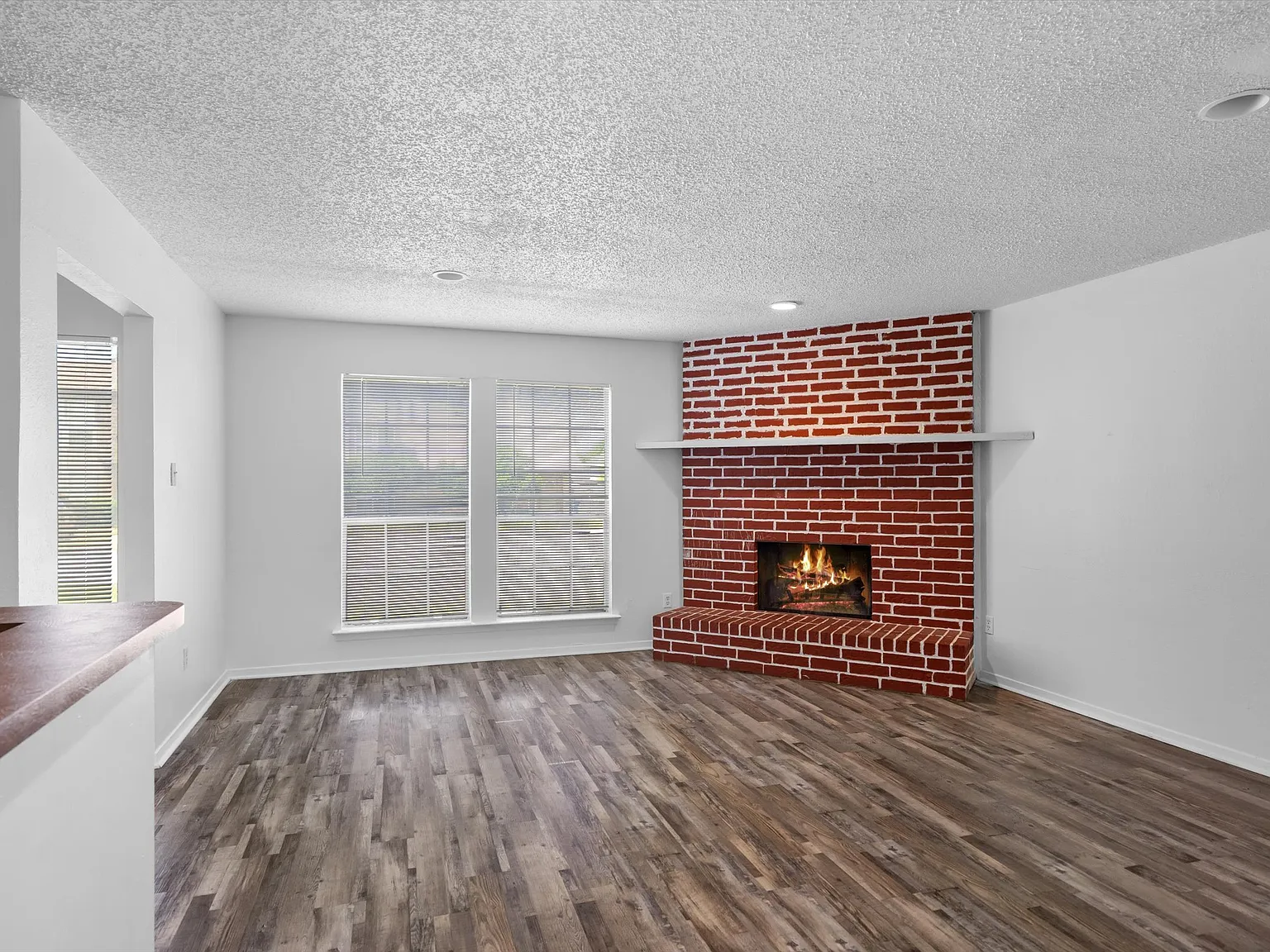 3 bed, 2.5 bath, 1530 sqft, $1,850 — Photo 3