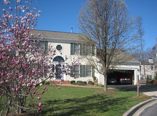 4 Boxberry Ct, Gaithersburg, MD 20879