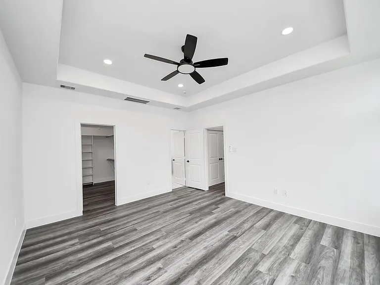 2709 Dennis St — Photo 31