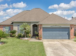 110 Rue Nuage, Carencro, LA 70520