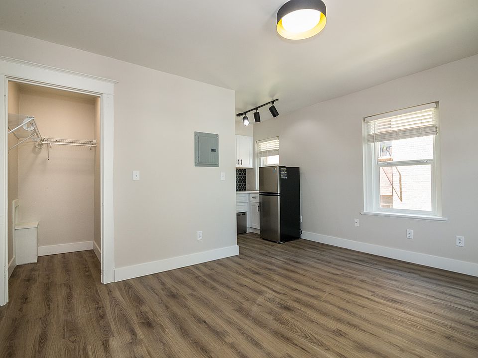 1st image of 1317 N Pearl St #27