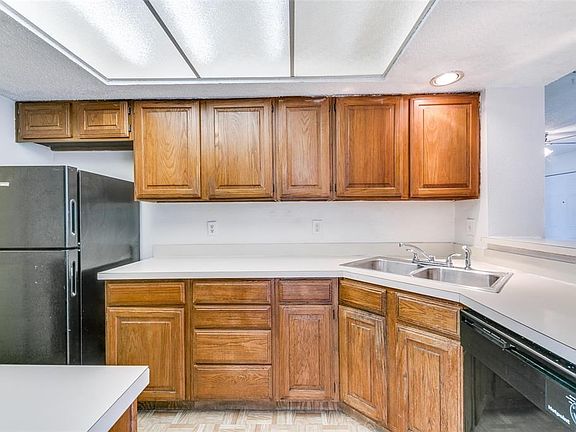 2nd image of 12808 Woodbend Ct
