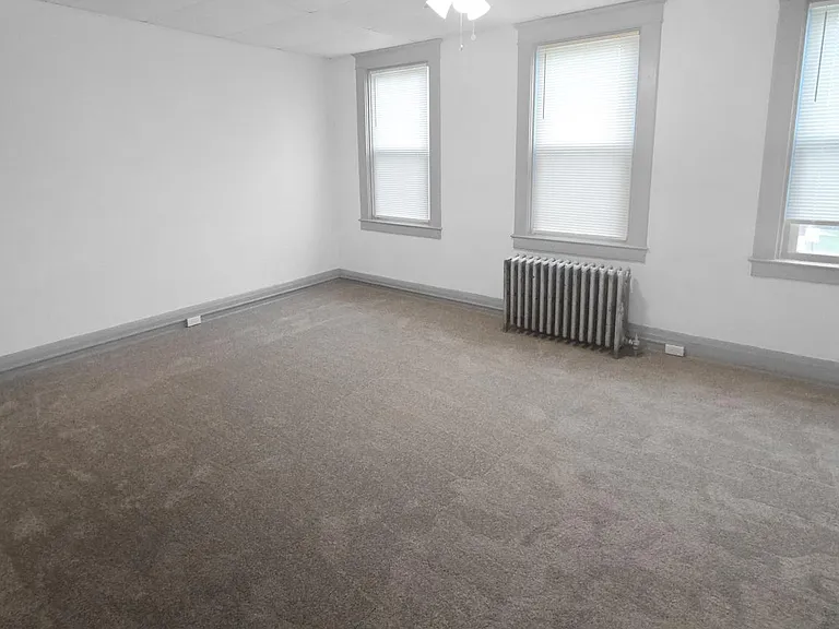 3200 Normount Ave — Photo 29