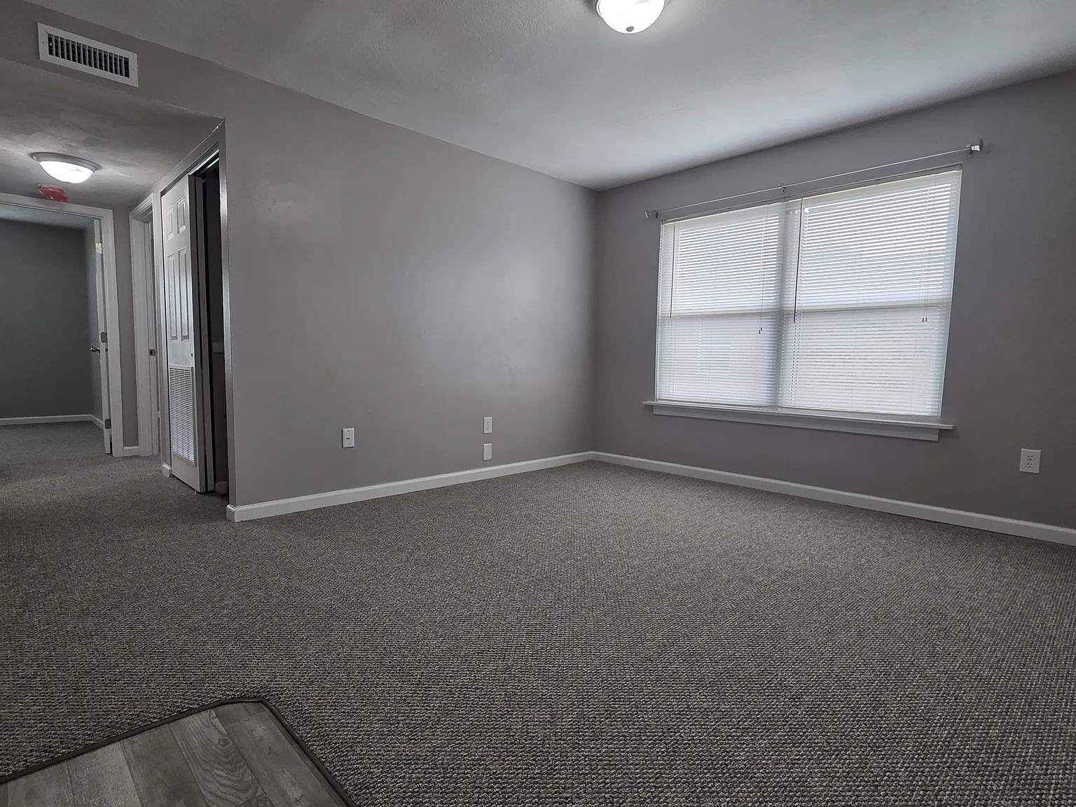 2 bed, 770 sqft, $850 — Photo 3