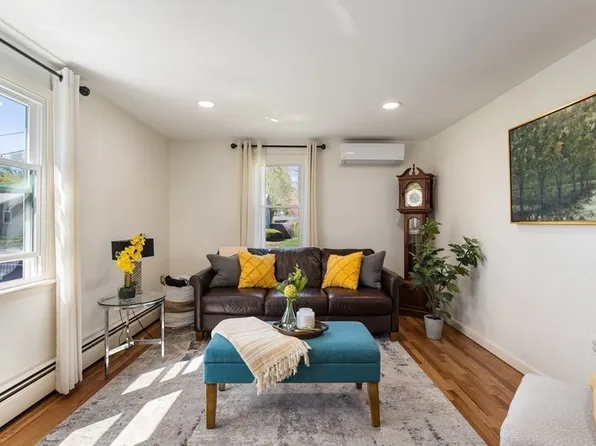 6 Gassett Rd, Westford, MA 01886