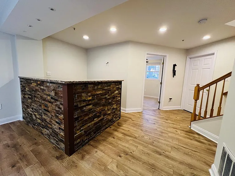 10016 Greenspire Way — Photo 24
