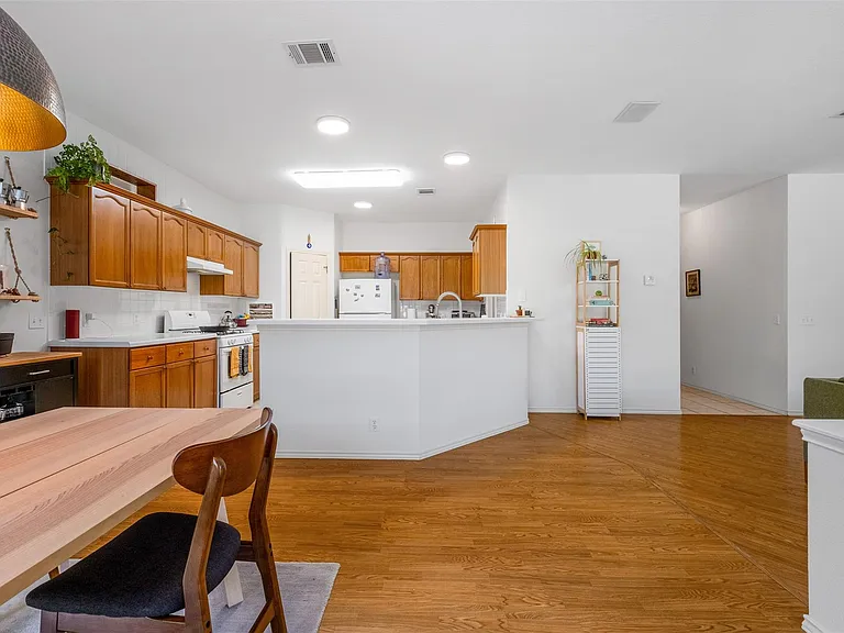 16853 Tortoise St — Photo 16