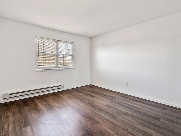 Garrison Apartments — Photo 18