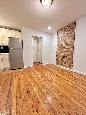 Rented by Pear NYC LLC | media 16