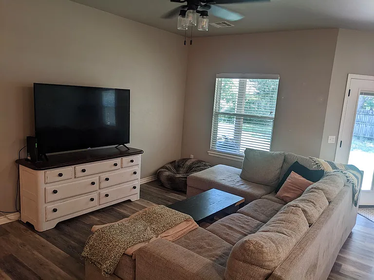 3400 Lyric St — Photo 5