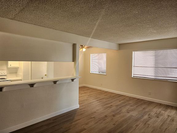 4th image of 2635 N Yardarm Ave