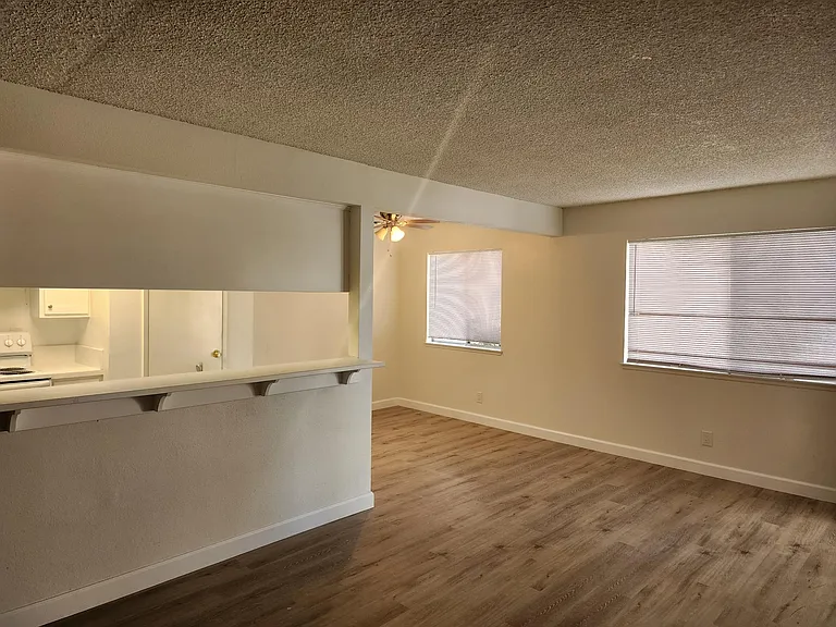 2635 N Yardarm Ave — Photo 4