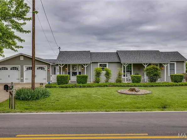 5524 Highway D, Farmington, MO 63640