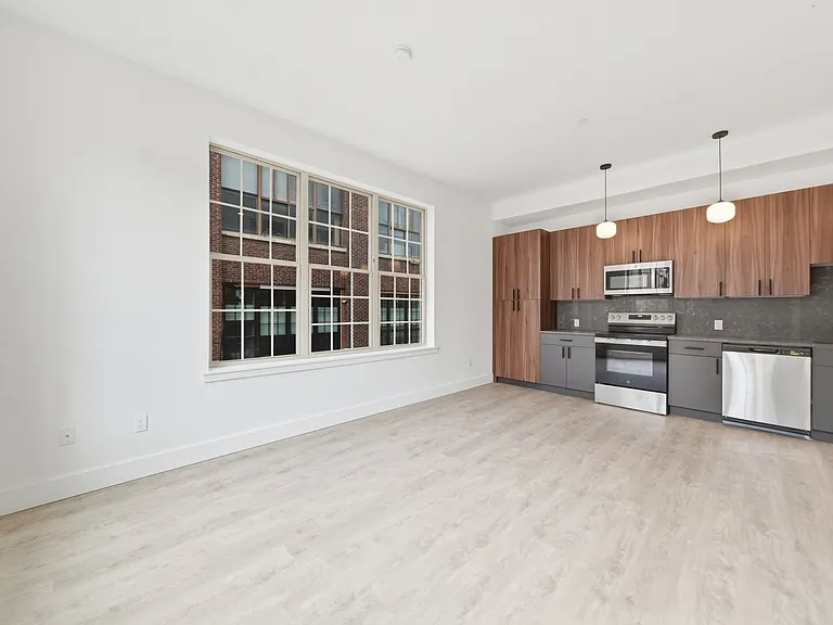 Wood Street Lofts — Photo 56