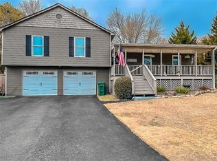 373 Arnold Mill Rd, Woodstock, GA 30188