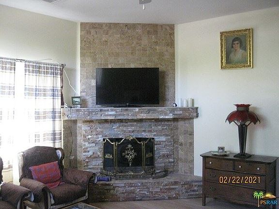4th image of 68135 Calle Cerrito