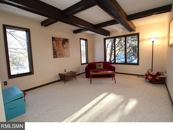 5th image of 524 Wentworth Ave