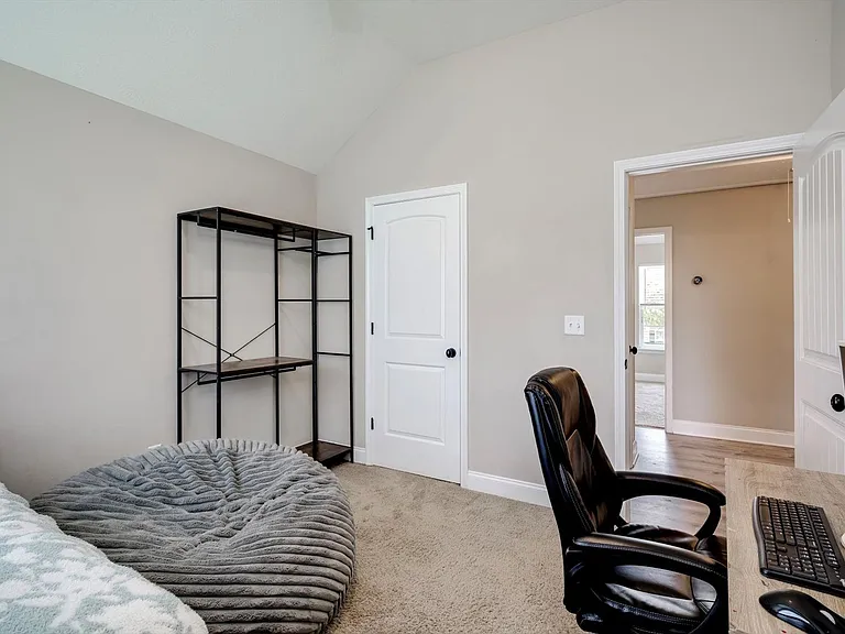 5504 Meghan Ln — Photo 24