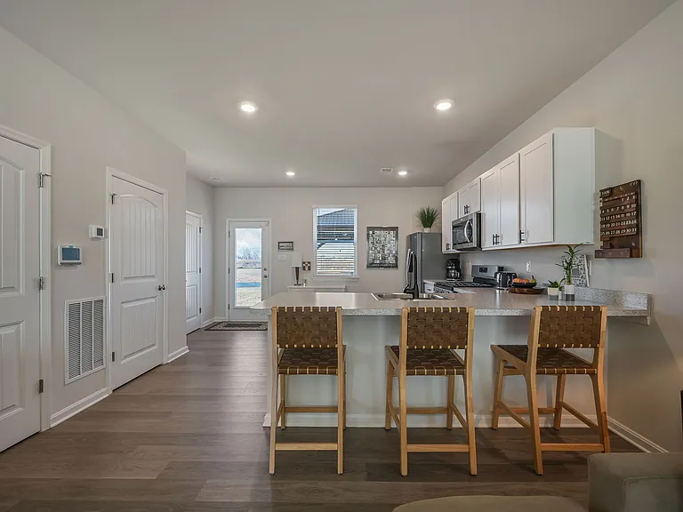 10875 Farmerfield St — Photo 11