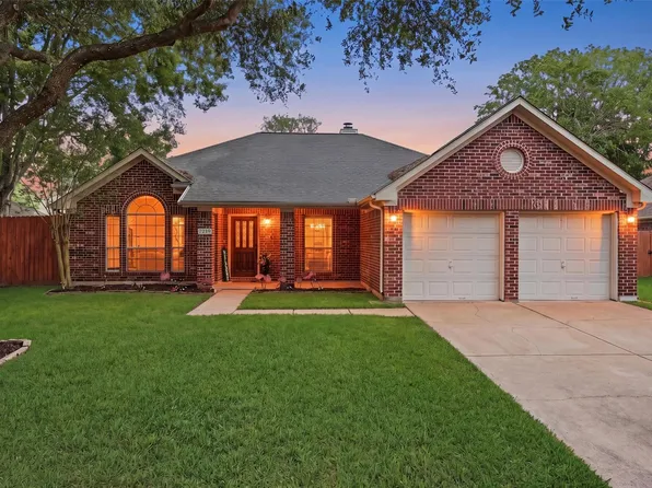 7219 Pembrough Ln, Katy, TX 77494