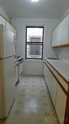 Rented by Oxford Property Group | media 17