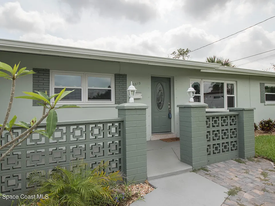 2812 Kingston Ln