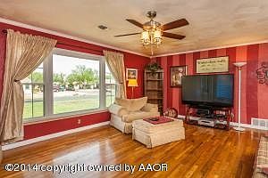 4th image of 610 11th St