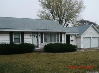 325 S 47th St, Belleville, IL 62226