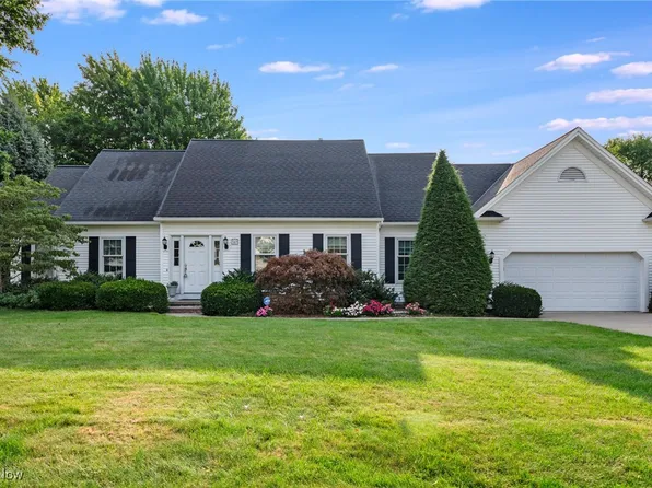 369 Regatta Dr, Avon Lake, OH 44012