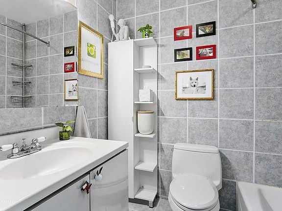 4th image of 12 W 72nd Street 2d #2D