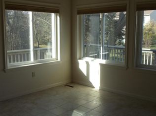 125 Pepperton Ct, Lititz, PA 17543