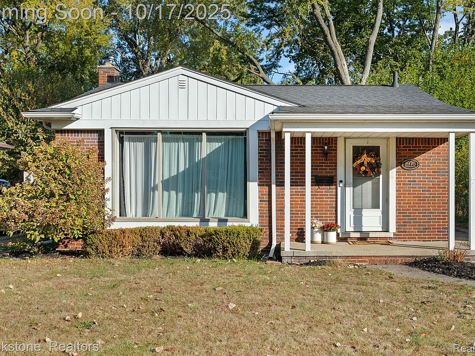 1st image of 1976 Sunnyknoll Ave