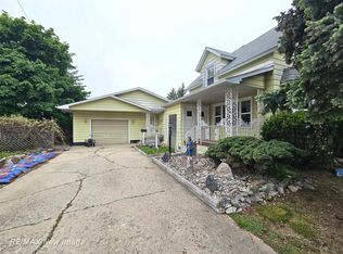 203 Bacon St, Bad Axe, MI 48413