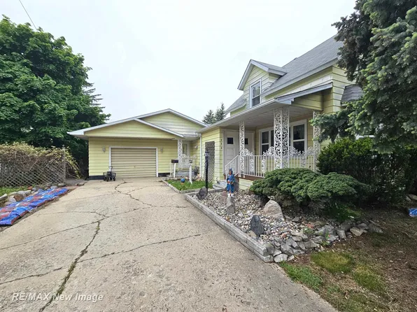 203 Bacon St, Bad Axe, MI 48413