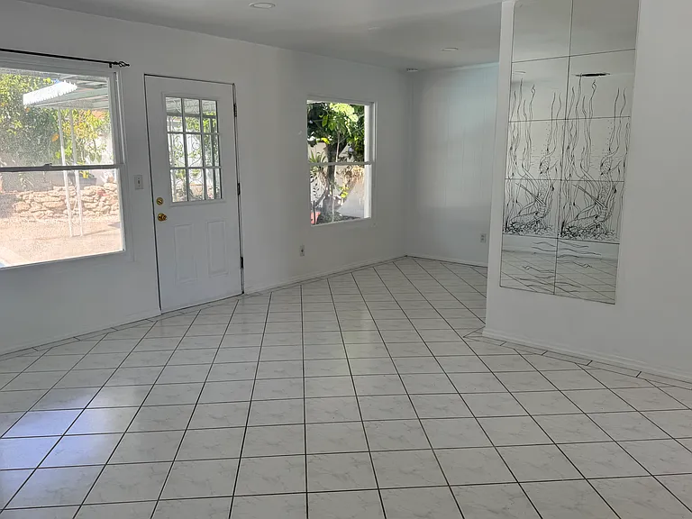 17965 Cantara St — Photo 6