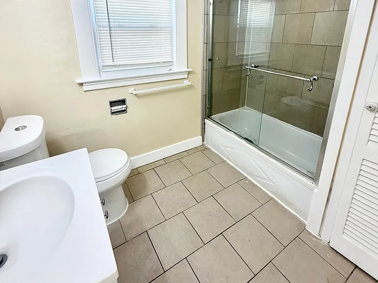 390 Ellsworth Ave #3 — Photo 5
