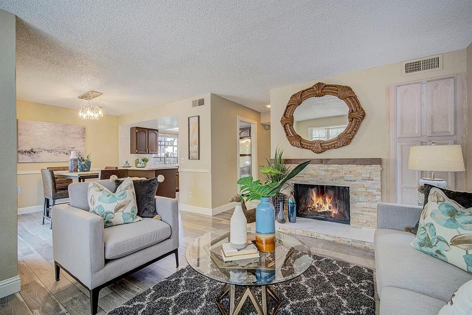 1st image of 214 Wales Dr
