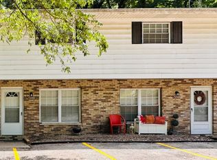 1500 E Terrace View Ln #1504B, Peoria Heights, IL 61616