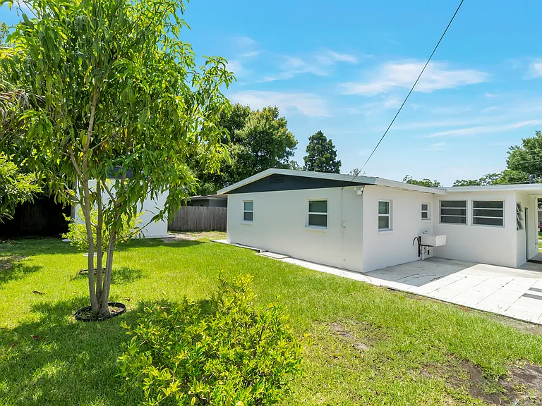 7703 Southside Ln — Photo 19