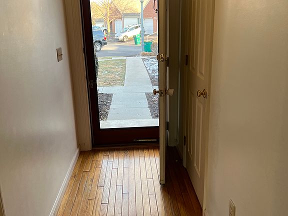 2nd image of 2077 Raleigh Rd #G