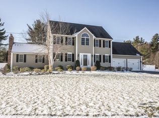 143 Segregansett Rd, Taunton, MA 02780