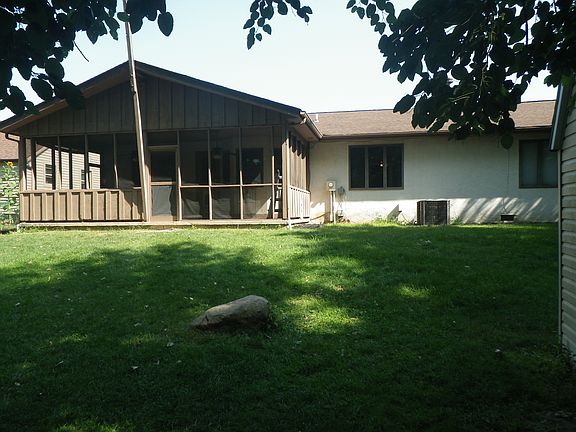 2nd image of 2779 Buxton Ln