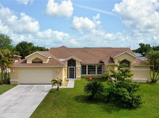 25793 Aysen Dr, Punta Gorda, FL 33983